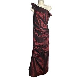Rickie Freeman x Teri Jon Size 8 Shot Silk Taffeta Long Gown Burgundy Dress